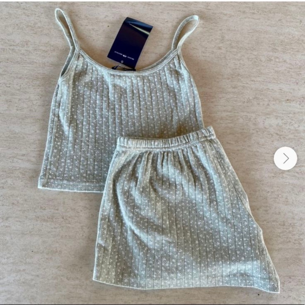 Brandy Melville green floral set NWOT